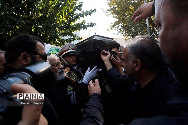 مراسم تشییع پیکر جعفر کاشانی، پیشکسوت فوتبال ایران