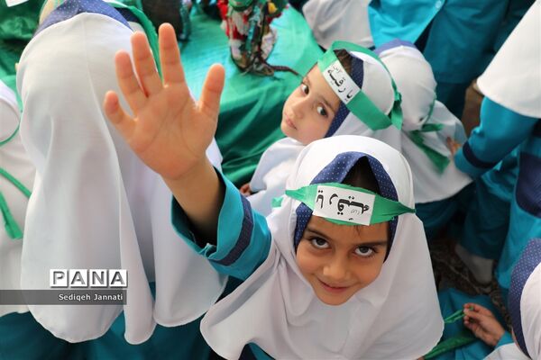 برگزاری مراسم شهادت حضرت رقیه (س) در دبستان 22 بهمن دوره اول شهرستان آباده