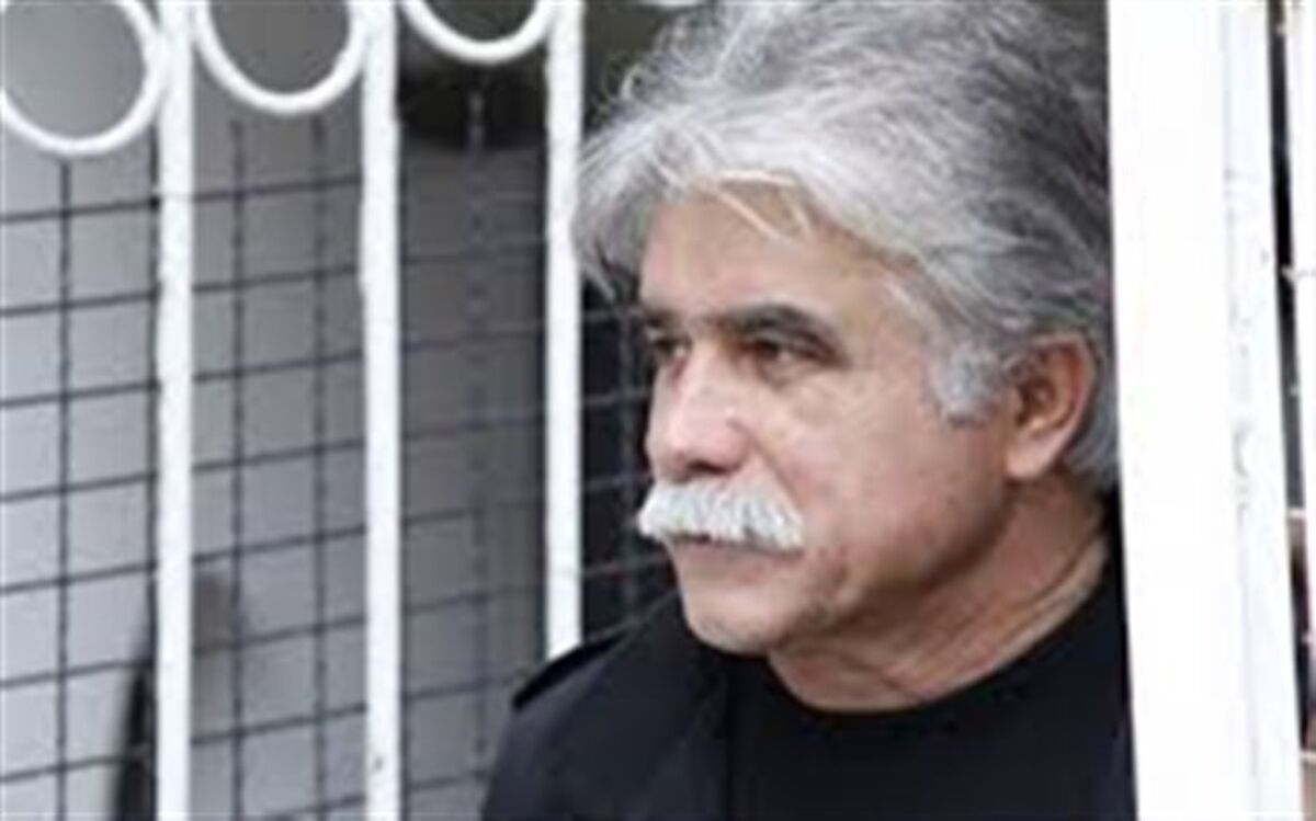 هفتمین نشان  درجه یک هنری کشور به هنرمند گیلانی  اهدا شد