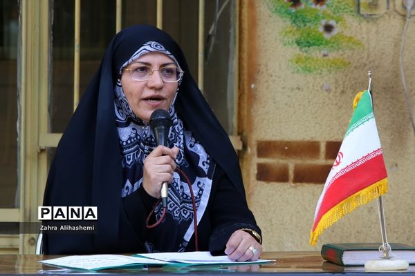 آیین احداث مدرسه خیری به همت خیر نیک اندیش، بتول بختیاری در منطقه 8 آموزش و پرورش