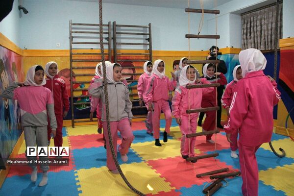 افتتاح دو خانه بازی و نشاط در مدرسه با حضور مدیرکل تربیت بدنی و فعالیت‌های ورزشی وزارت آموزش و پرورش