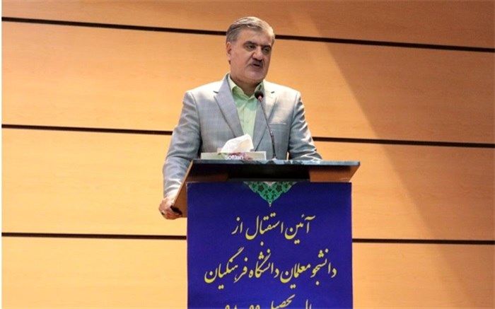 رئیس کمیسیون اجتماعی مجلس: معلمان نباید مشکلات شخصی و صنفی را به دانش‌آموزان منتقل کنند