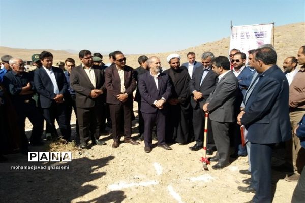 کلنگ آغاز عملیات اجرایی بند خاکی روستای حاجی آباد مود شهرستان سربیشه