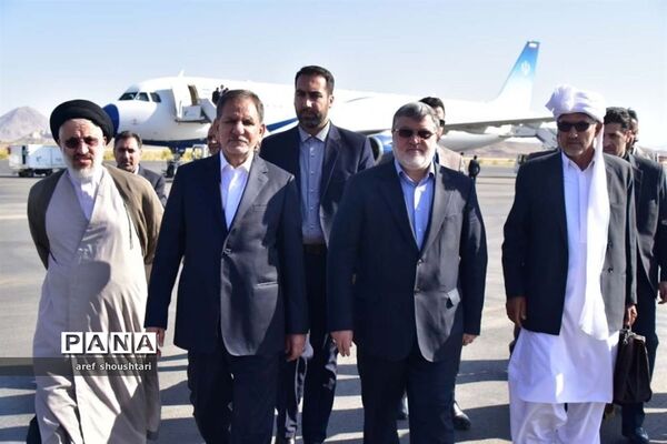 سفر اسحاق جهانگیری به همراه وزرا و مدیران دستگاه اجرایی کشوری و لشکری به خراسان جنوبی