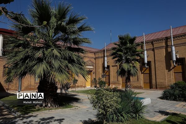 عمارت کلاه فرنگی