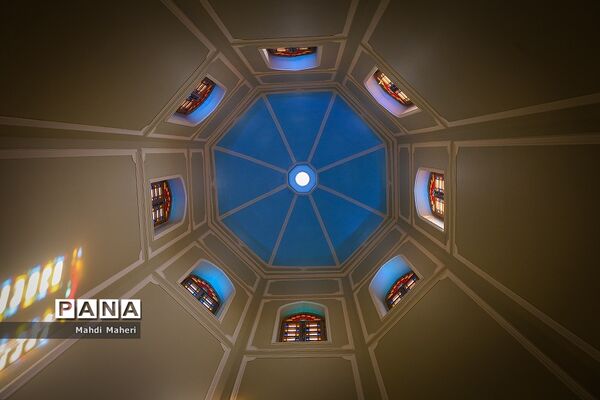 عمارت کلاه فرنگی