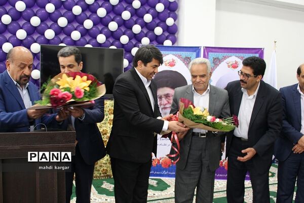 افتتاح همزمان 25 پروژه مدرسه‌سازی در یزد
