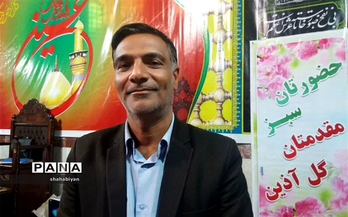 دانش آموزان همراه والدین در حرکت های معنوی مثل پیاده روی حرم تا حرم کاشمرشرکت کنند