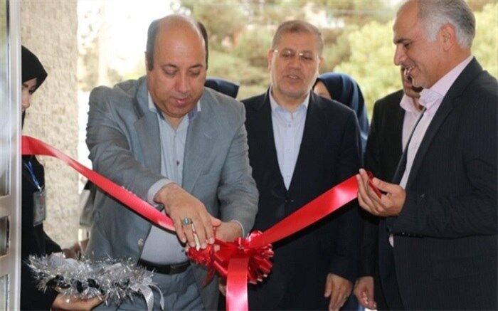 نمایشگاه دستاوررهای علمی و پژوهشی دانش آموزان مدارس سمپاد البرز برگزار شد