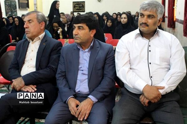 جلسه انجمن اولیا دبیرستان شاهد ثار الله برازجان
