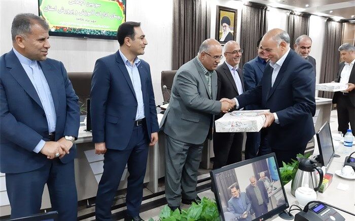 تجلیل از برترین های نهمین دوره اردوی ملی جشنواره مهارتهای دانش آموزان پیشتاز آذربایجان غربی