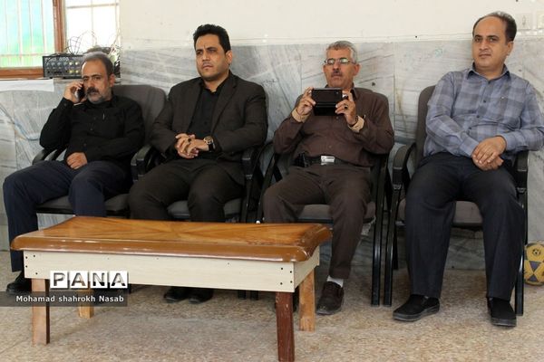 بازدید نماینده مردم خرمشهر و هیات همراه از دبستان امام هادی (ع) کوی مولوی خرمشهر