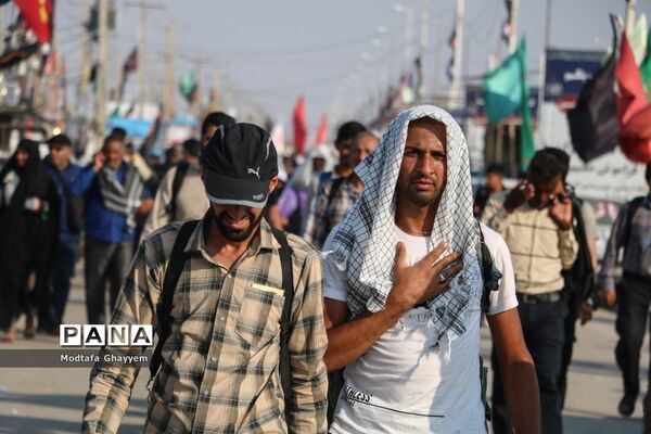 عبور زائران اربعین حسینی از مرز بین المللی شلمچه