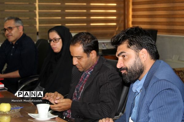 بازدید مدیرعامل مجمع خیرین شهرساز و فرهنگ‌ساز از کتابخانه دانش‌آموز