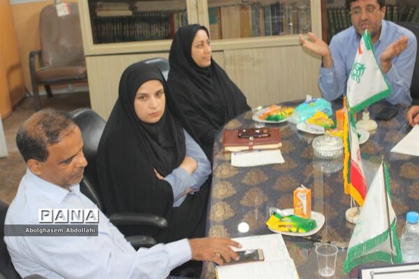 نشست تخصصی مربیان پیشتاز شهرستان بوشهر