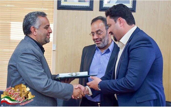 فرماندار میبد:باید با تمام توان به فکر سلامت مردم و جامعه بود.