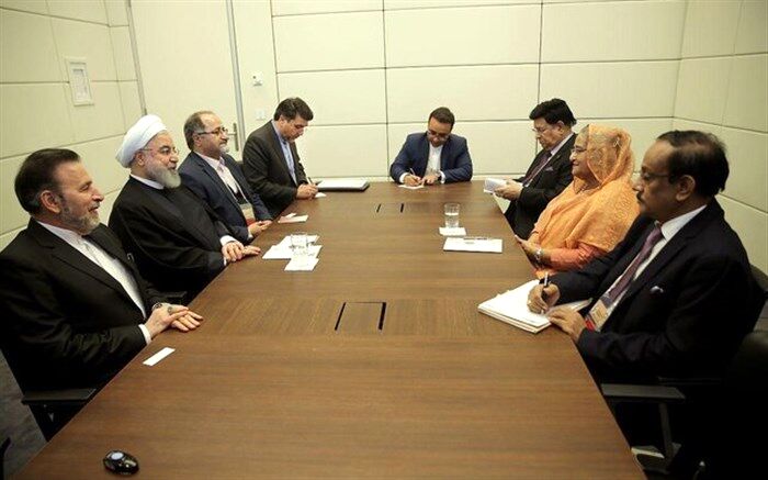 روحانی: مشکلات منطقه برآمده از دخالت و نقش آفرینی بیگانگان است