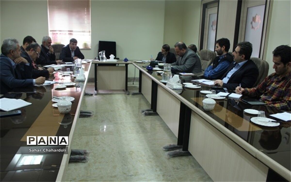 آموزش فعالیت های گروهی به دانش آموزان یکی از مهم ترین اهداف برگزاری مانور زلزله در مدارس
