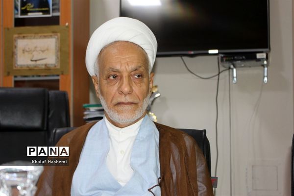 جلسه کمیته اطلاع رسانی  اجلاس نماز در استانداری بوشهر