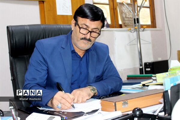 جلسه کمیته اطلاع رسانی  اجلاس نماز در استانداری بوشهر