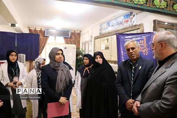 بازدید مدیر سازمان دانش‌آموزی خراسان رضوی از خدمت‌رسانی پیشتازان به زائران امام رضا (ع)