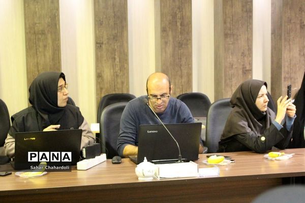 نشست خبری بیست و چهارمین جشنواره قرآن و عترت وزارت بهداشت در همدان