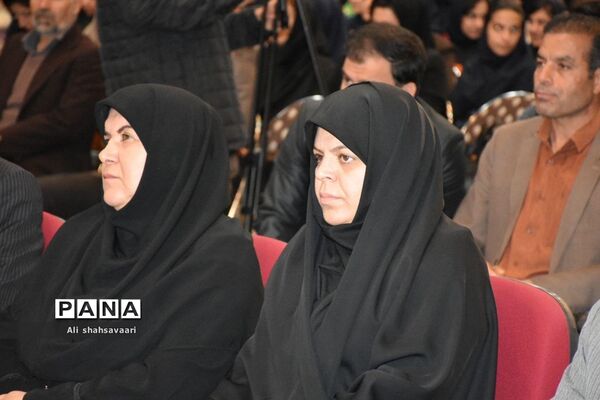 گرامیداشت هفته‌ پدافند غیرعامل و روز نوجوان و بسیج دانش‌آموزی