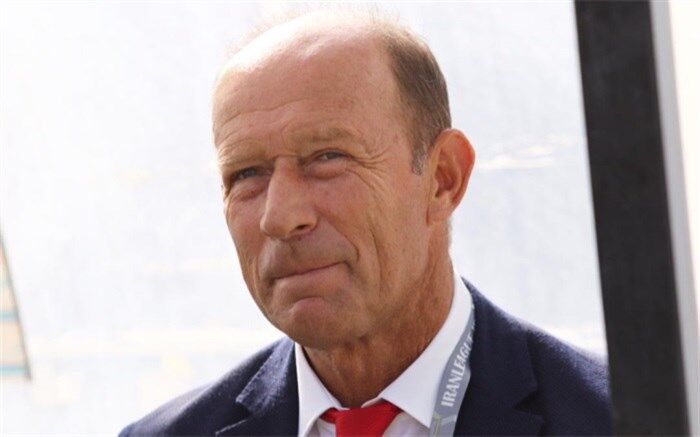 بیانیه باشگاه استقلال علیه سرمربی پرسپولیس: مصونیت کالدرون چه معنایی دارد؟