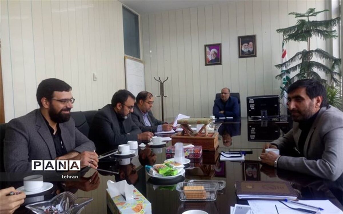  نخستین جلسه هدایت و راهبری طرح یاریگران زندگی برگزار شد