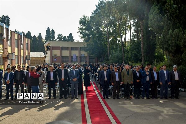 آیین استانی گرامیداشت هفته پدافند غیرعامل در مدارس فارس