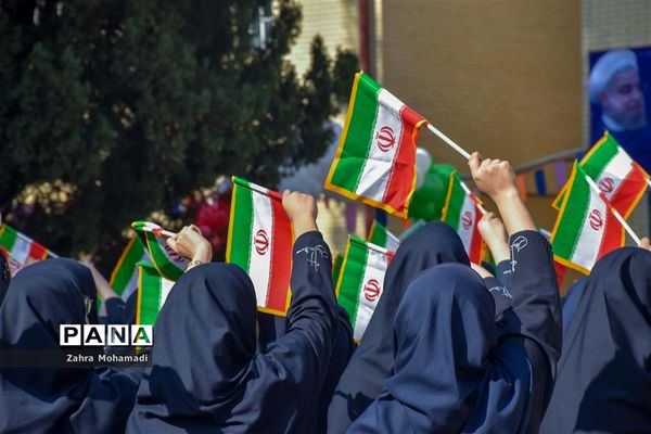 آیین استانی گرامیداشت هفته پدافند غیرعامل در مدارس فارس