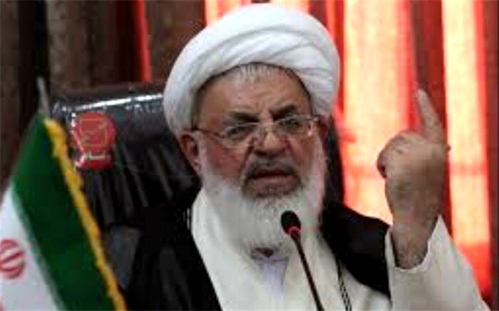نماینده ولی فقیه در استان یزد: اتکای صرف به واردات تهدیدی جدی برای استقلال کشور است