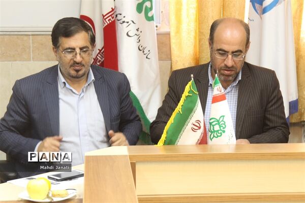جلسه کارگروه برگزاری مانور زلزله استان قم