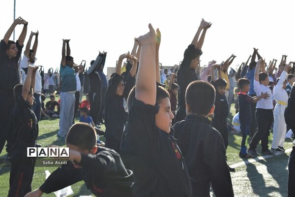 همایش بزرگ پیاده‌روی خانوادگی در گله‌دار