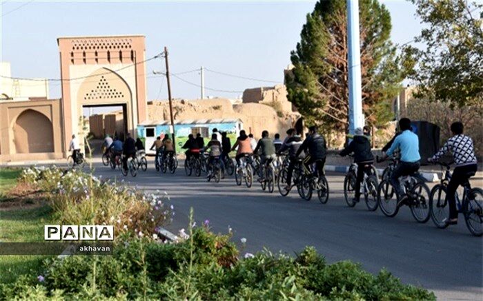 همایش دوچرخه سواری در بهاباد برگزارشد