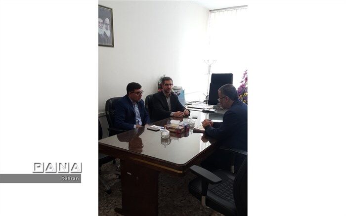 بازدید معاون نهضت سواد آموزی و مدیر حراست اداره کل از هسته گزینش