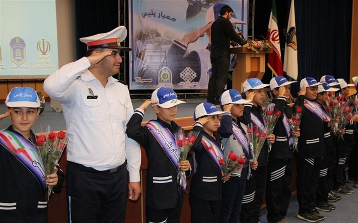 از مشارکت آموزش و پرورش در امر برگزاری همایش طلایه داران ترافیک تقدیر کرد