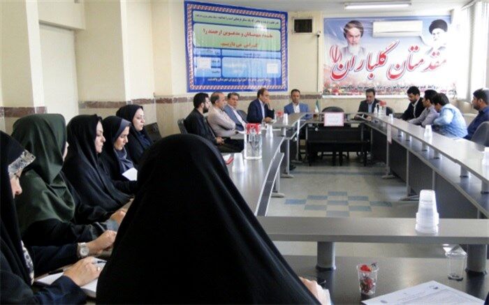 برگزاری نشست کارگروه هماهنگی برنامه های مقطع ابتدایی در پاکدشت