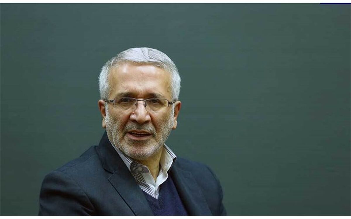 نوید ادهم: امکان تدریس زبان‌های خارجی به غیر از انگلیسی در مدارس وجود دارد اما متقاضی ندارند
