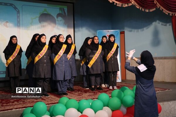 همایش استانی پیوند اولیا و مربیان در قائمشهر