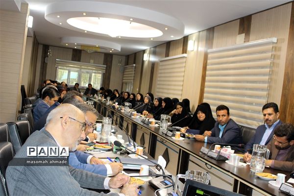 جلسه هم‌اندیشی مجموع معاونان پرورشی و فرهنگی آموزش و پرورش استان البرز