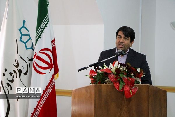 آیین تکریم و معارفه رئیس پارک علم و فناوری یزد