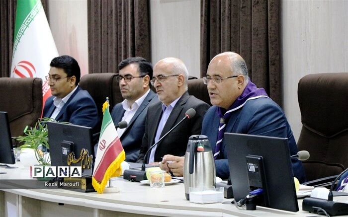 سند تحول بنیادین بر رشد فضایل اخلاقی در بین دانش آموزان تاکید دارد