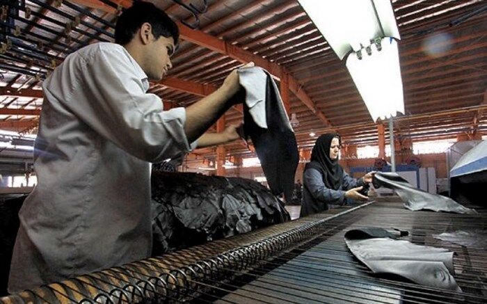 مدیرکل دفتر صنایع نساجی و پوشاک وزارت صنعت:‌ ماشین‌آلات صنعت چرم نوسازی می‌شود
