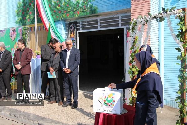 انتخابات شوراهای دانش آموزی در منطقه تبادکان مشهد