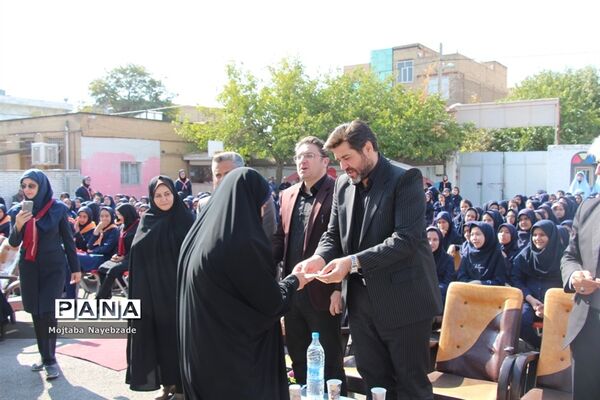 انتخابات شوراهای دانش آموزی در منطقه تبادکان مشهد