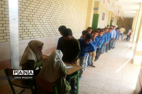 برگزاری انتخابات شورای دانش‌آموزی در مدارس شهرستان خنج