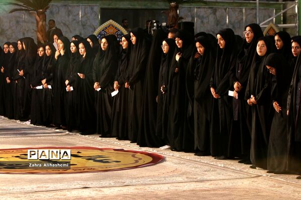 آیین افتتاحیه سراسری راهیان نوردانش آموزی کشوری در حرم مطهر امام(ره)
