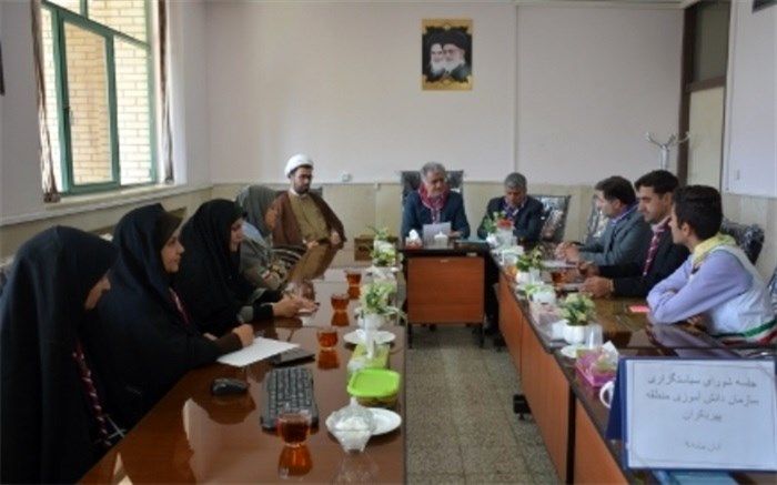 امسال 3100 نفر دانش آموز و 264 مربی جذب سازمان دانش آموزی شده اند