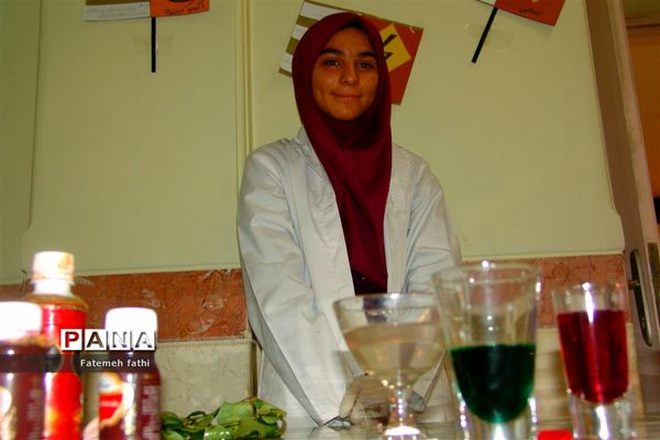 مراسم گرامیداشت روز علوم آزمایشگاهی در چهاردانگه